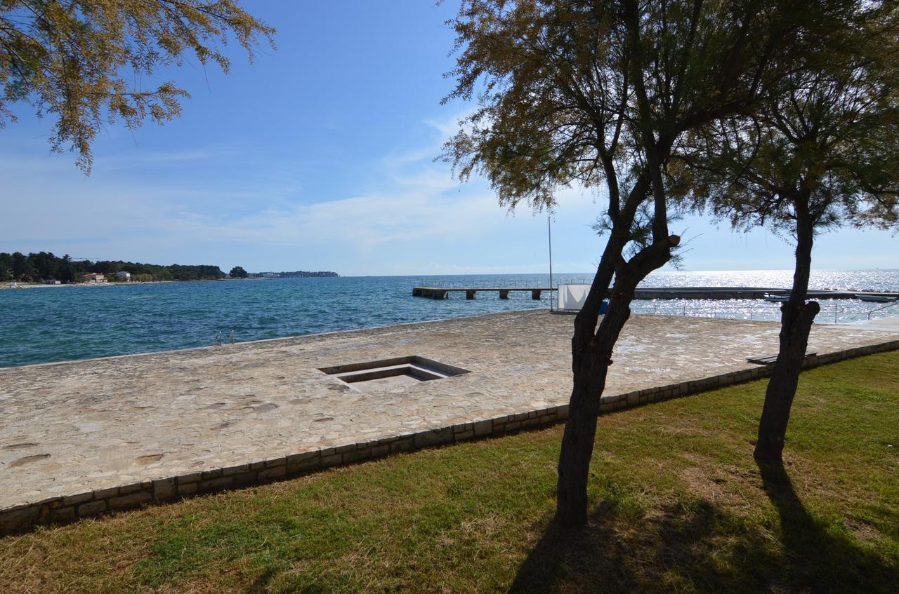 Apartmani Dekovic Materada Porec Exterior photo