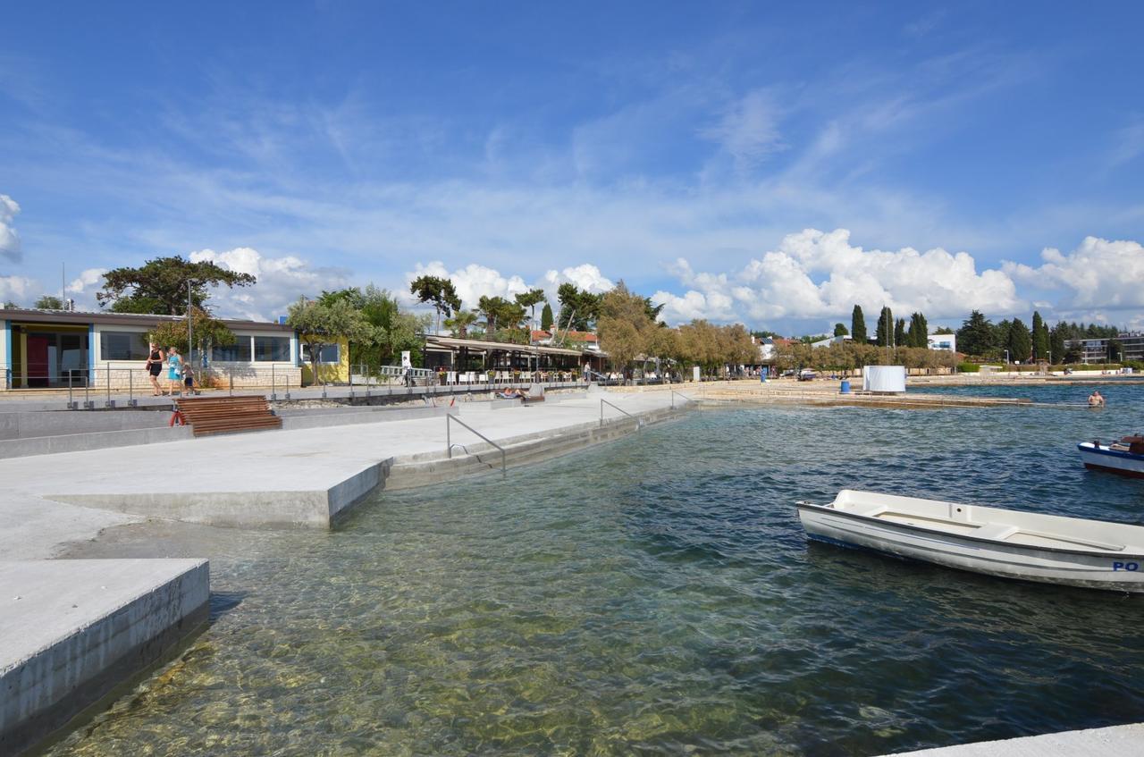 Apartmani Dekovic Materada Porec Exterior photo