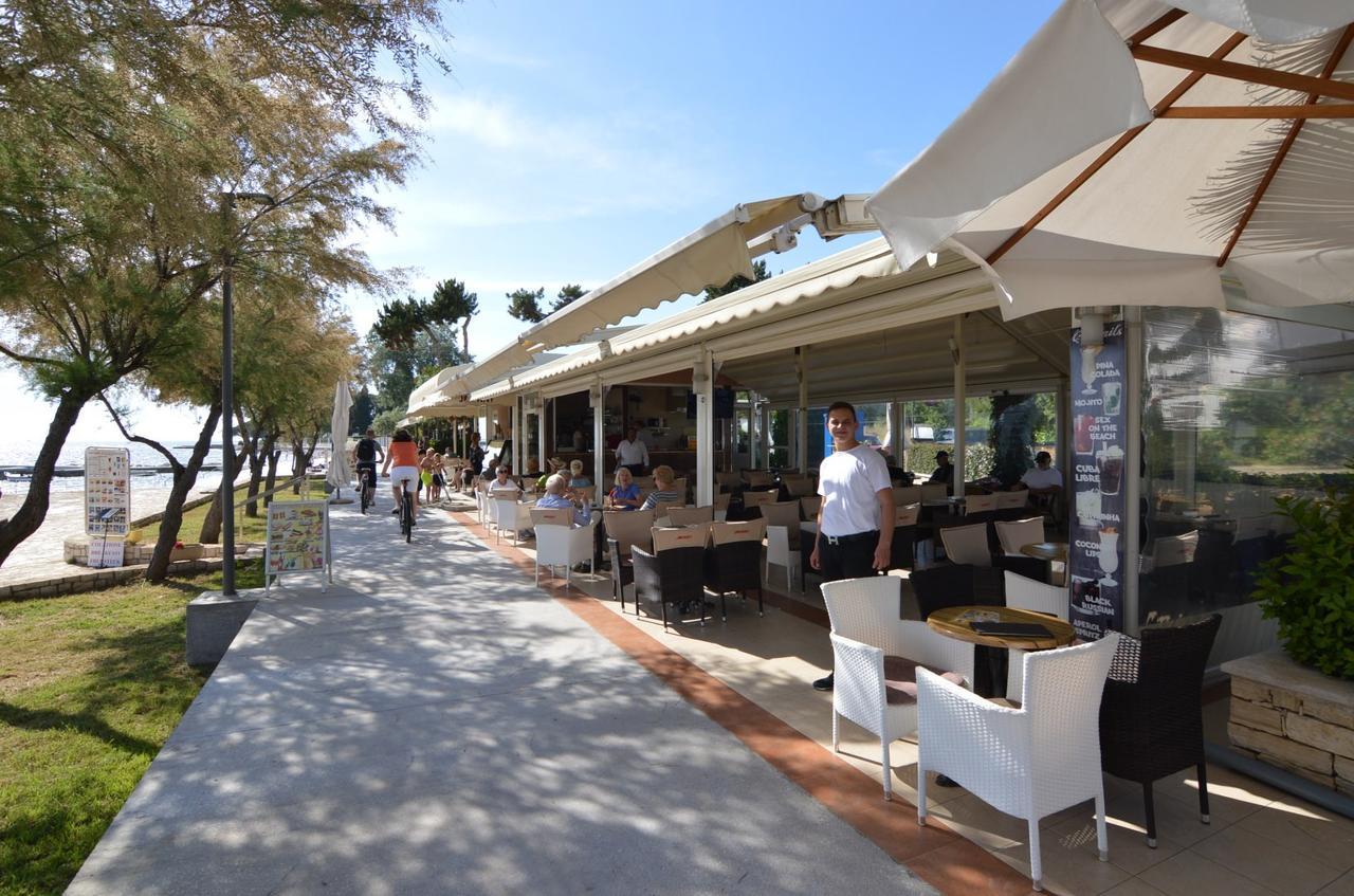 Apartmani Dekovic Materada Porec Exterior photo