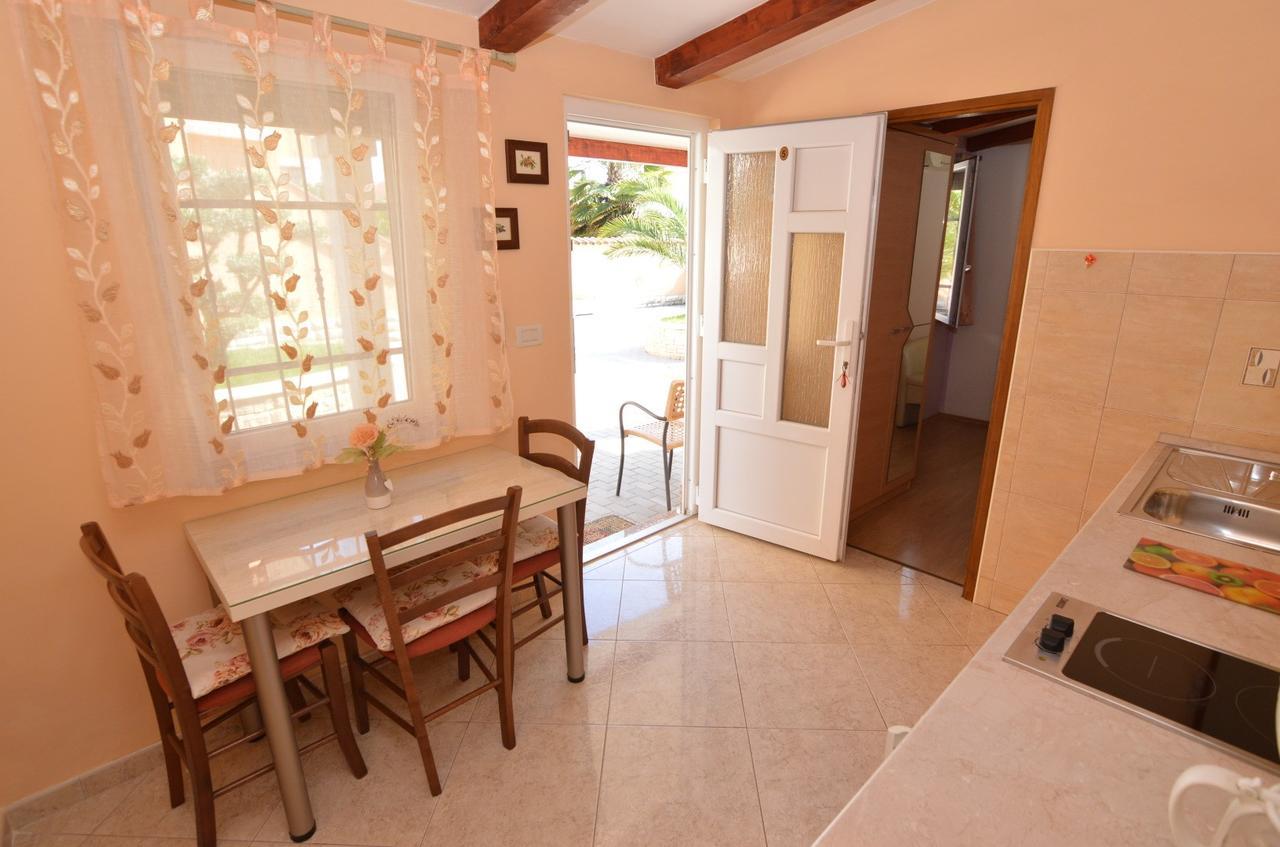 Apartmani Dekovic Materada Porec Room photo