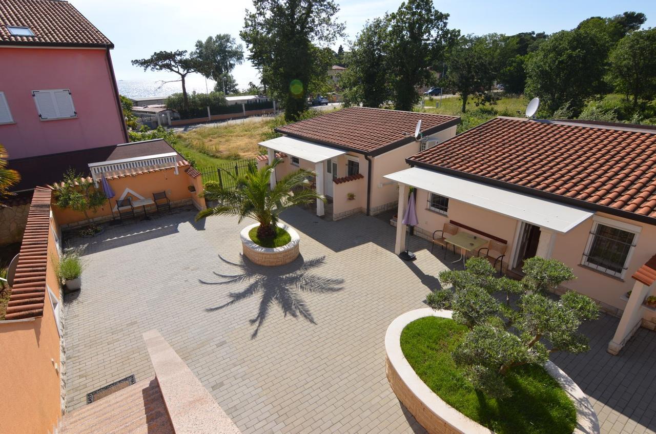 Apartmani Dekovic Materada Porec Room photo