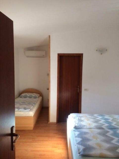 Apartmani Dekovic Materada Porec Exterior photo